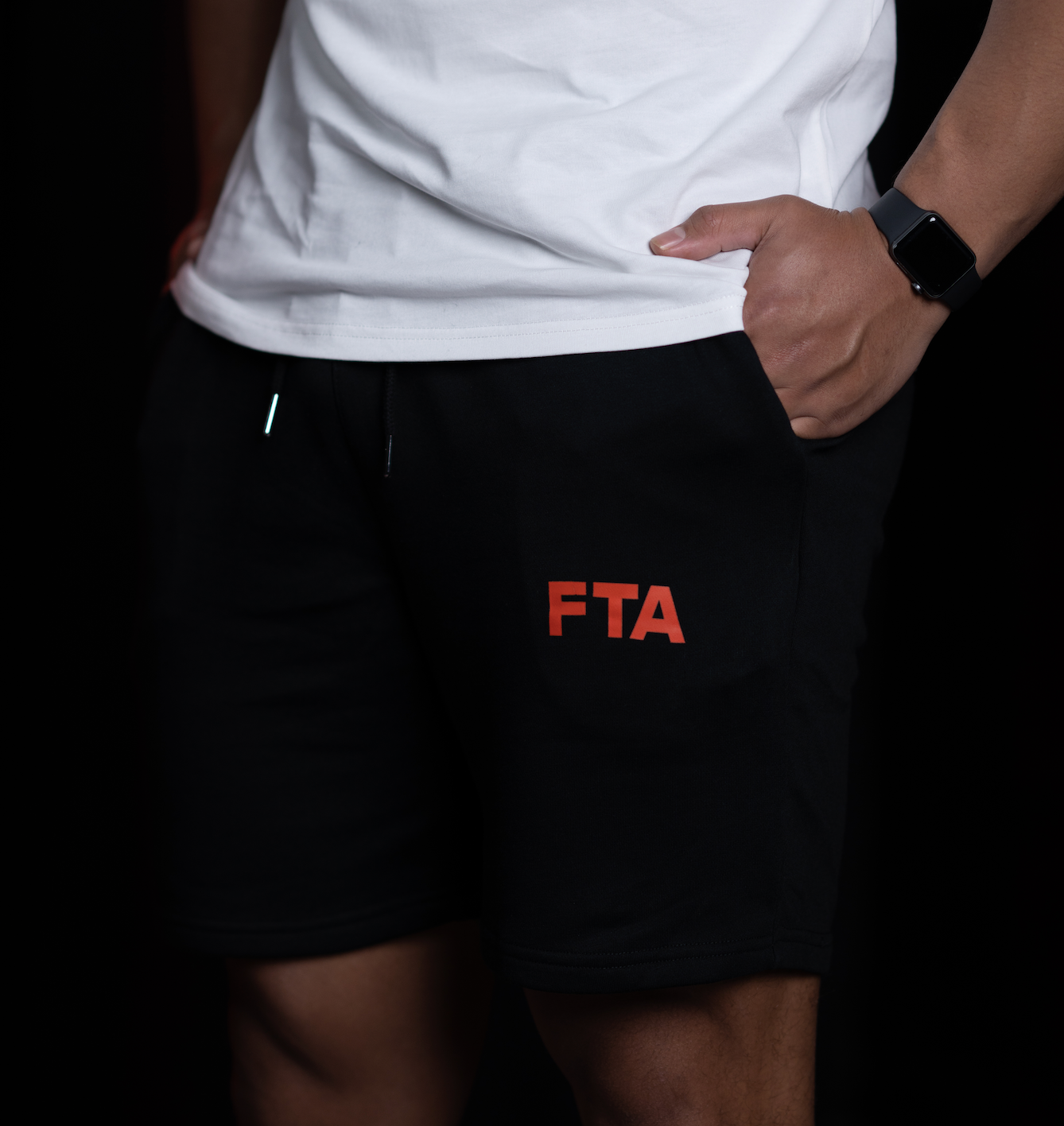 OG CORE SHORT x Orange